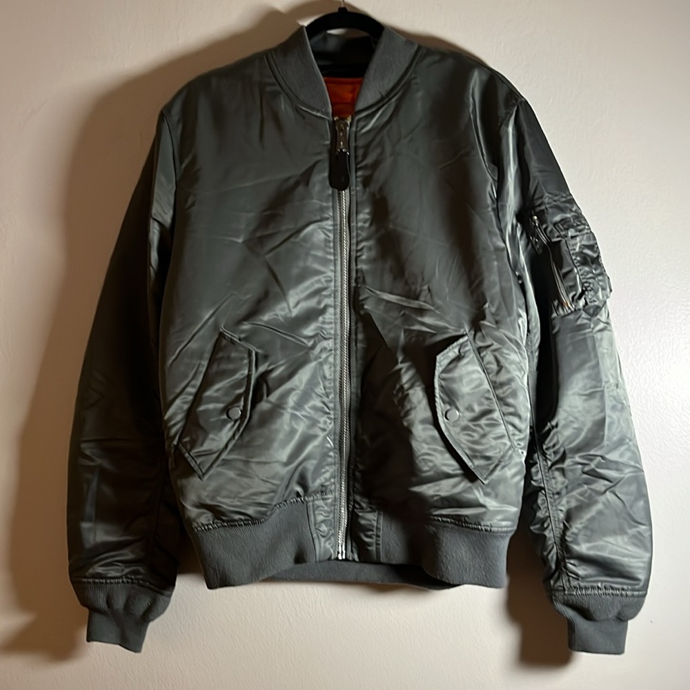 ALPHA INDUSTRIES iINTERMEDIATE MA-1 BOMBER FLIGHT JACKET Sz Large RN35569